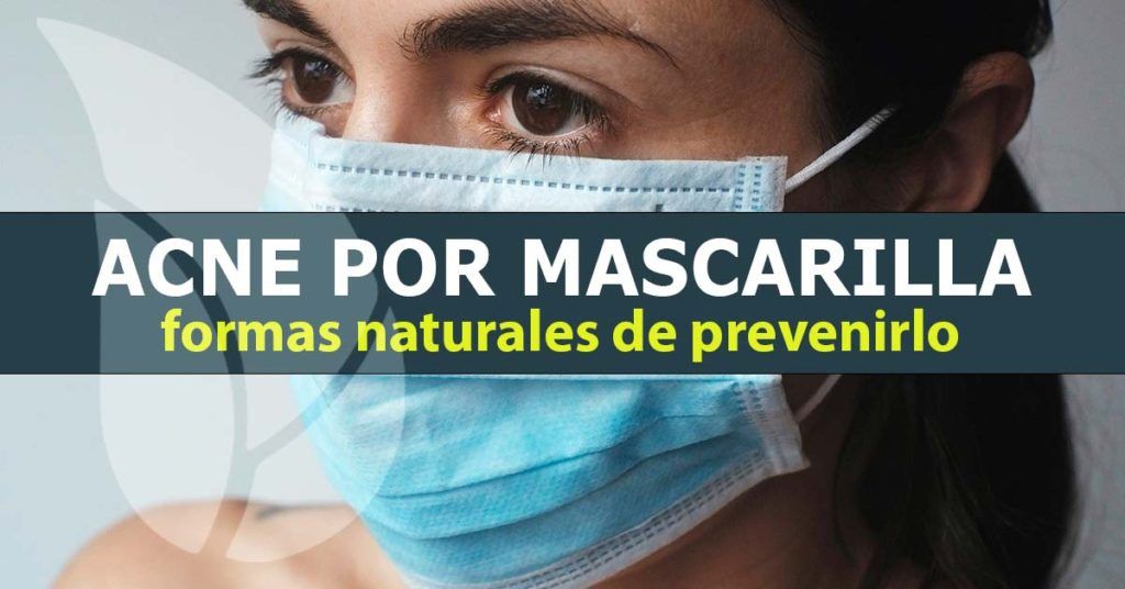 Mujer con mascarilla médica en su rostro